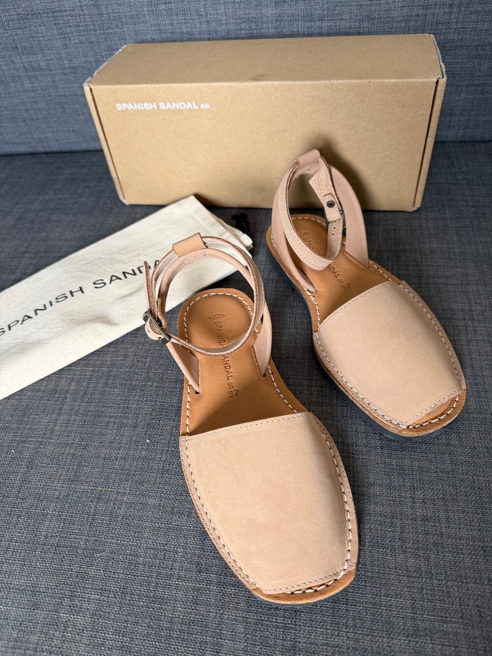 NIB Spanish Sandal Co Womens Size 7 EU37 Tan Nubuck Leather Ankle Strap Sandals